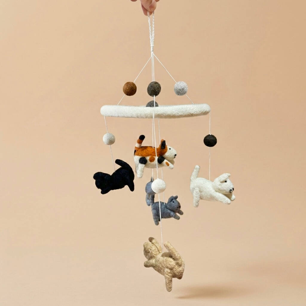 Móbile Artesanal de Feltro – Gato & Ratinhos