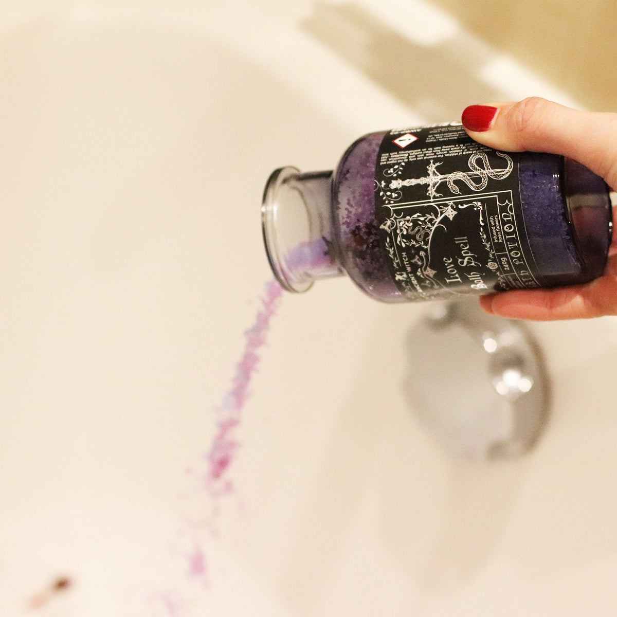 Ancient Witch's Bath Spell, Potion and Rose Quartz Crystal Amulet – Love