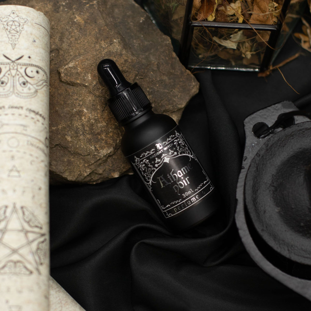 Óleo Perfumado da Bruxa Ancestral – Athame Noir