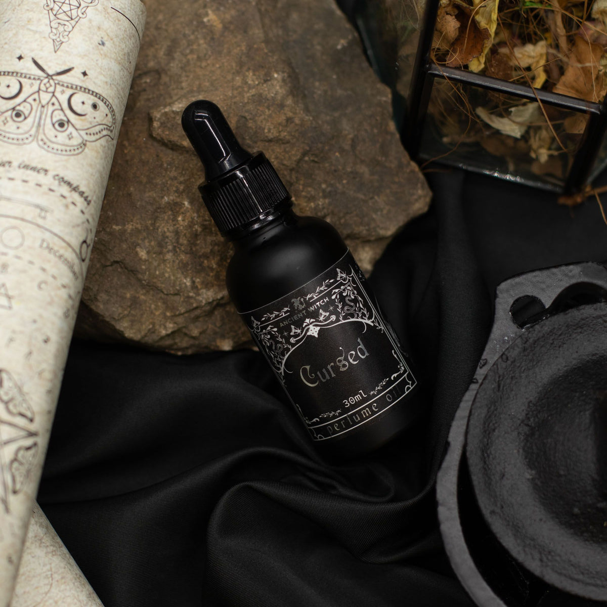 Óleo Perfumado da Bruxa Ancestral – Amaldiçoado