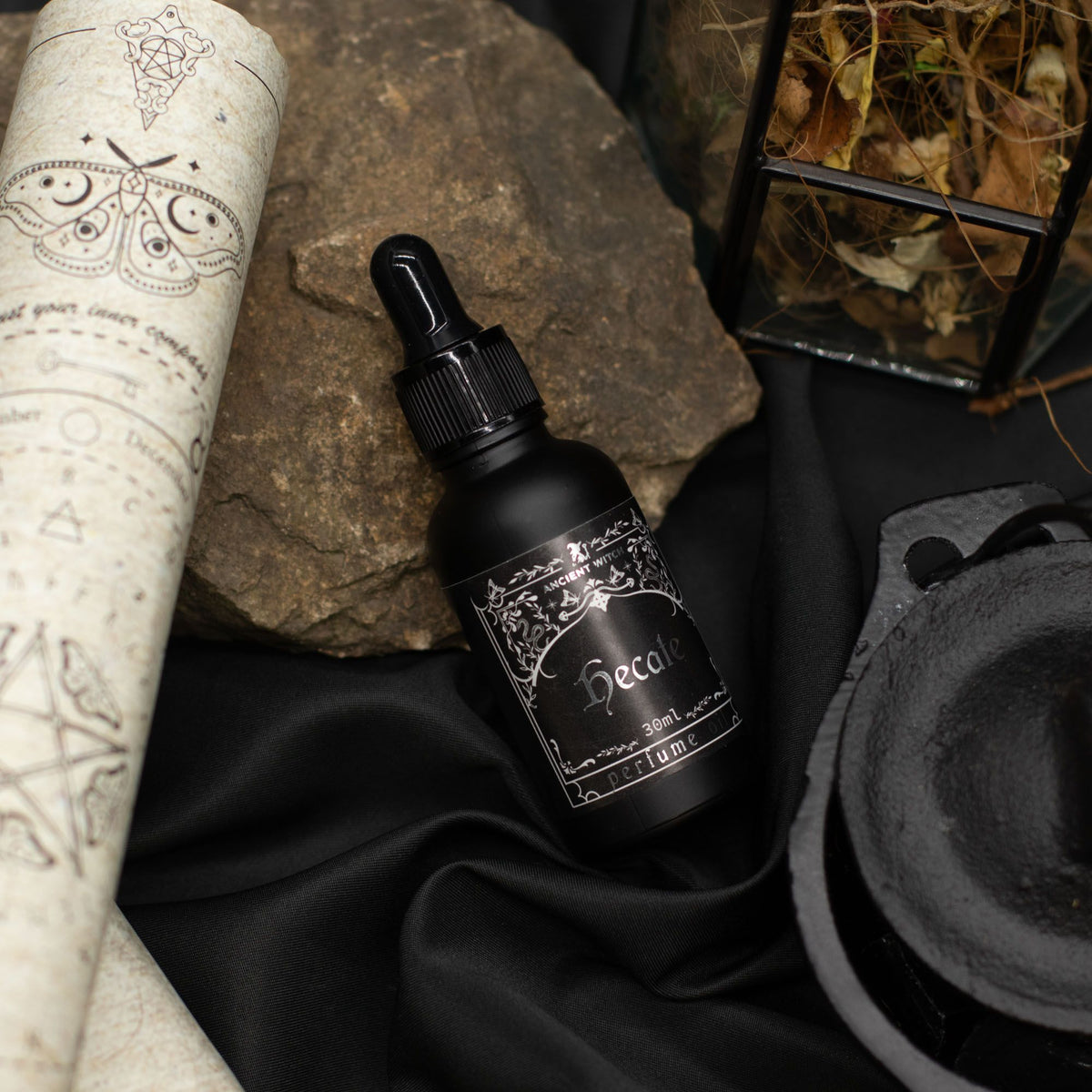 Ancient Witch Scented Oil – Hecate