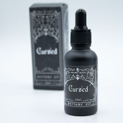 Óleo Perfumado da Bruxa Ancestral – Amaldiçoado
