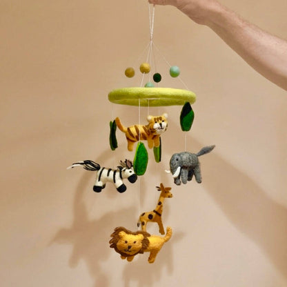 Móbile Artesanal de Feltro – Safari